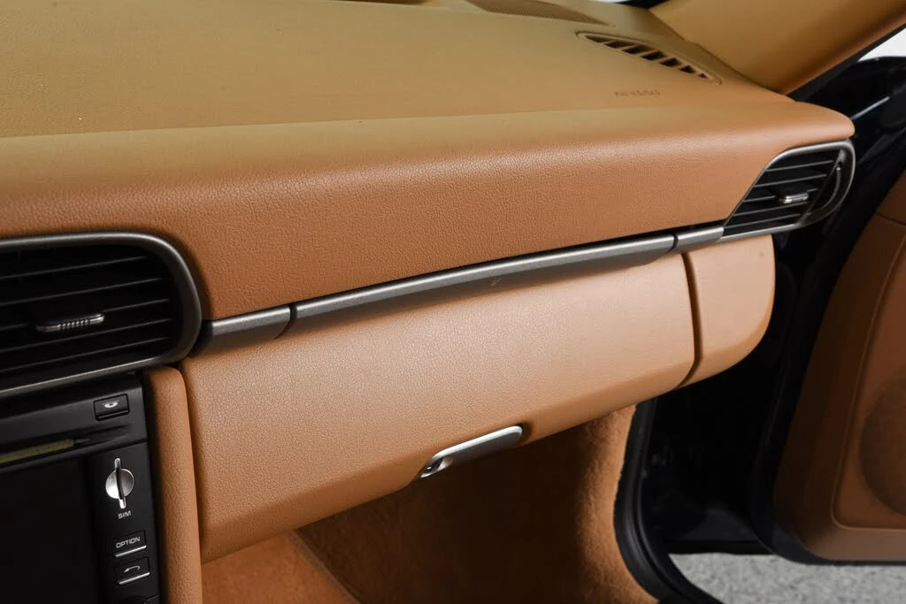 2012 Porsche 997 Carrera - Image 25 of 31