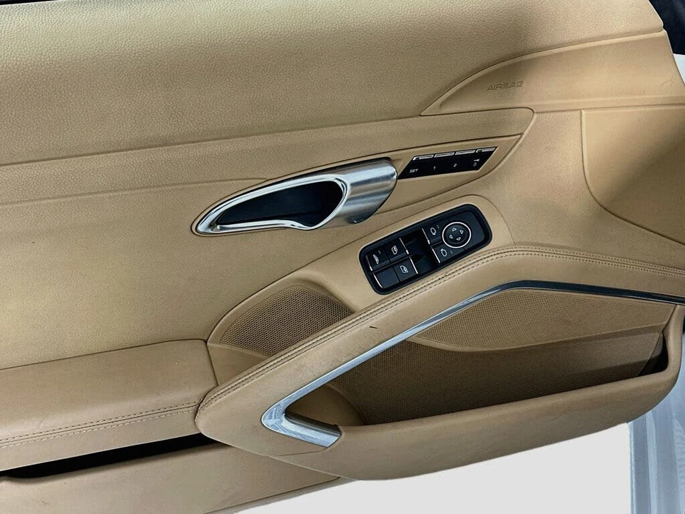 2012 Porsche 997 Carrera - Image 18 of 31