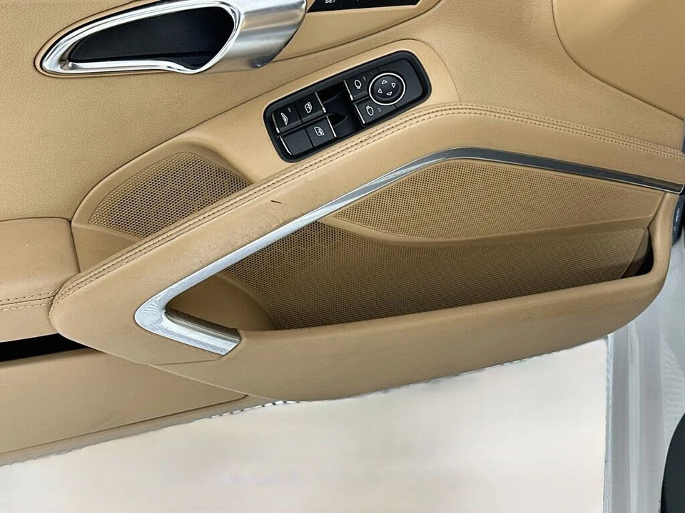 2012 Porsche 997 Carrera - Image 19 of 31