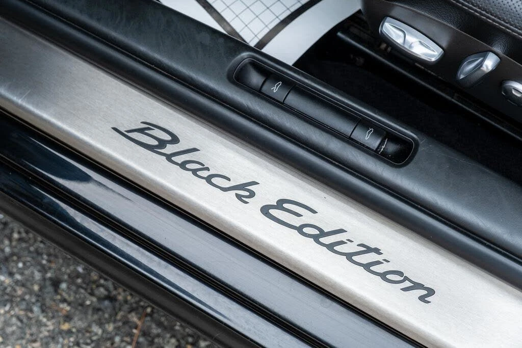 2012 Porsche 991 Carrera - Image 12 of 31