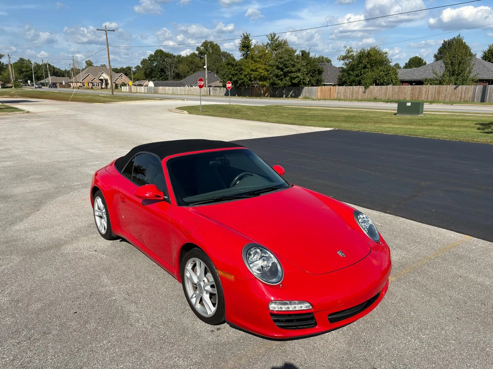 2012 Porsche 991 Carrera - Image 25 of 31
