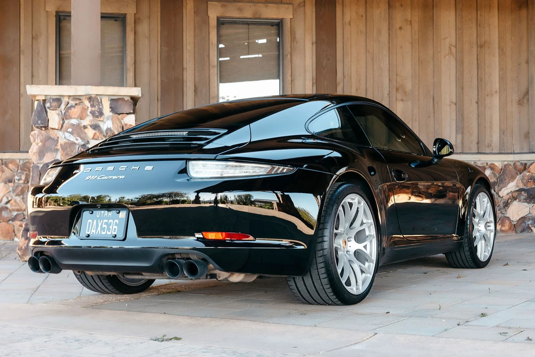 2012 Porsche 991 Carrera - Image 26 of 31