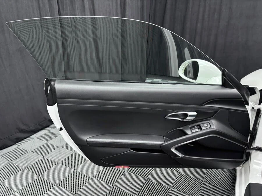 2012 Porsche 997 Carrera - Image 24 of 31