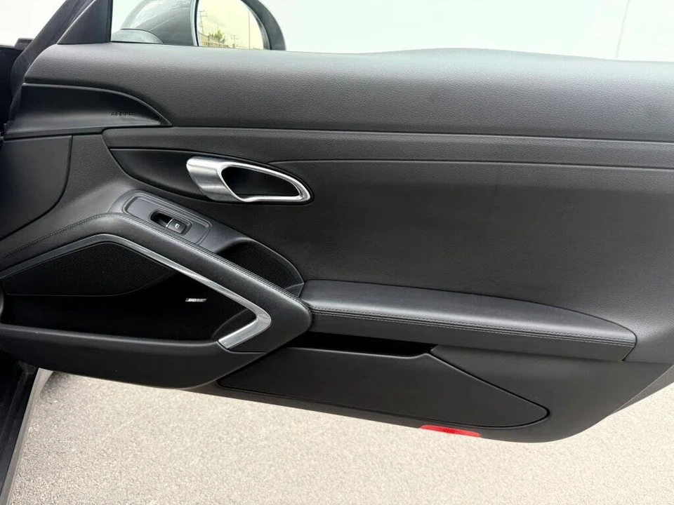 2012 Porsche 997 Carrera - Image 16 of 26
