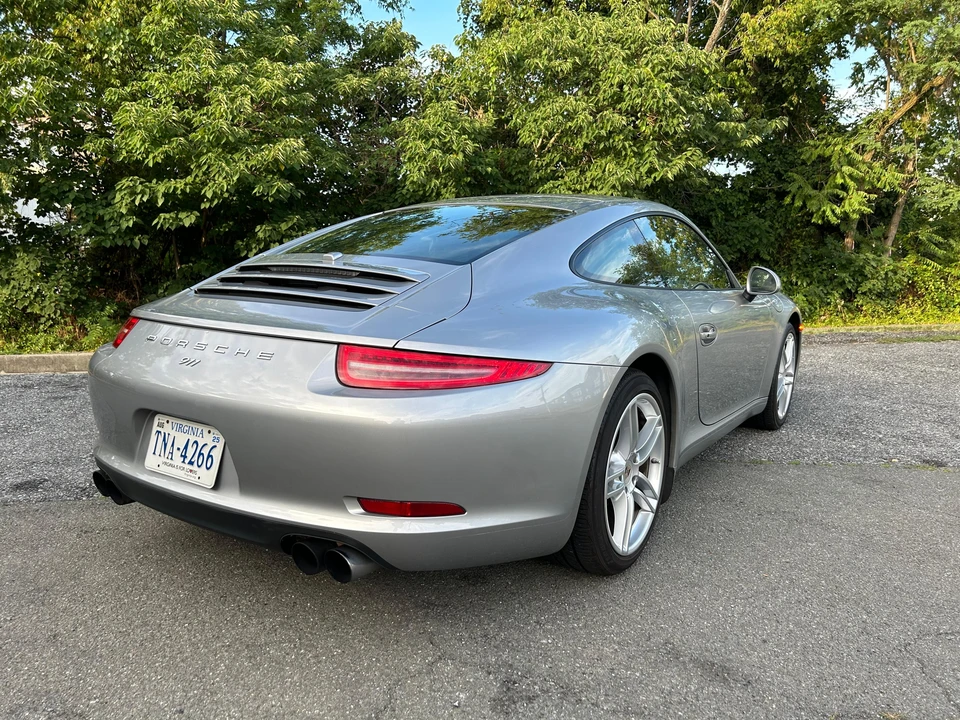 2012 Porsche 991 Carrera - Image 18 of 31