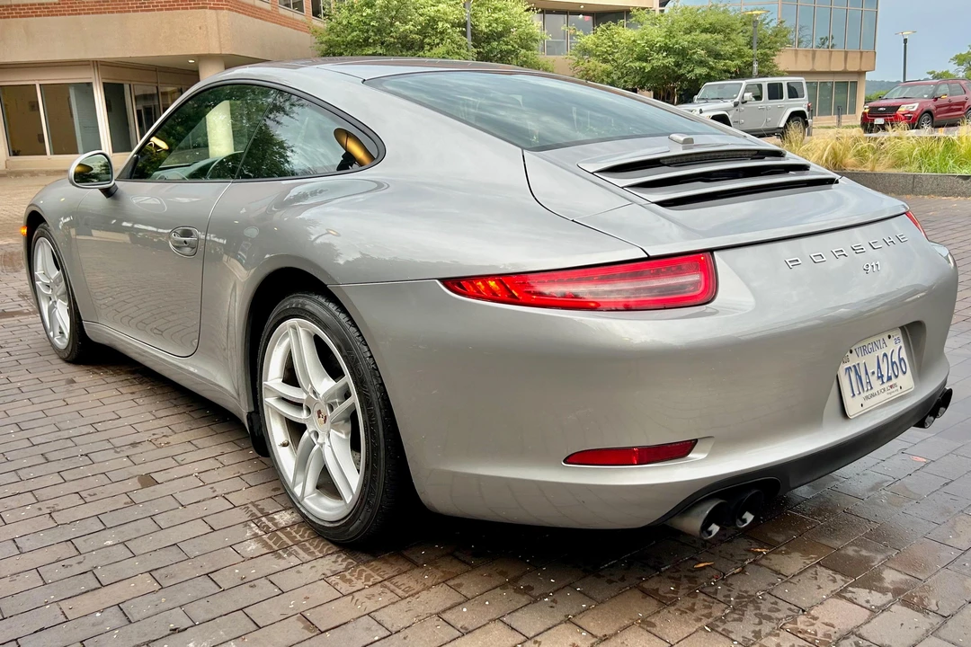 2012 Porsche 991 Carrera - Image 12 of 31