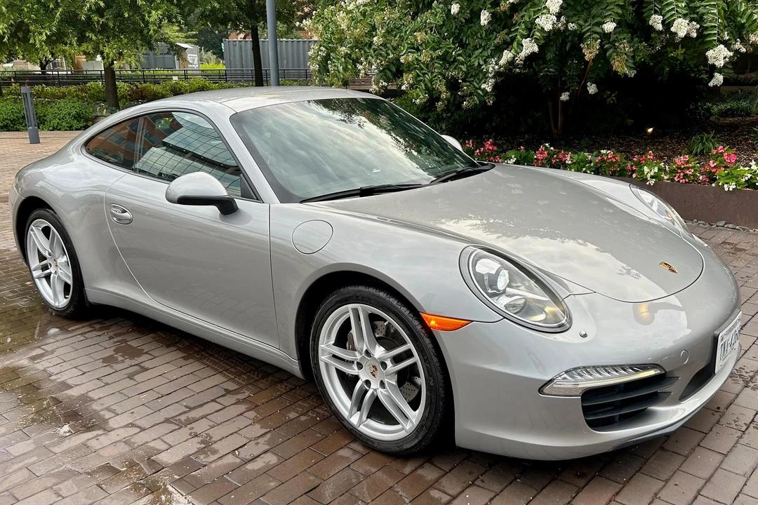 2012 Porsche 991 Carrera - Image 24 of 31