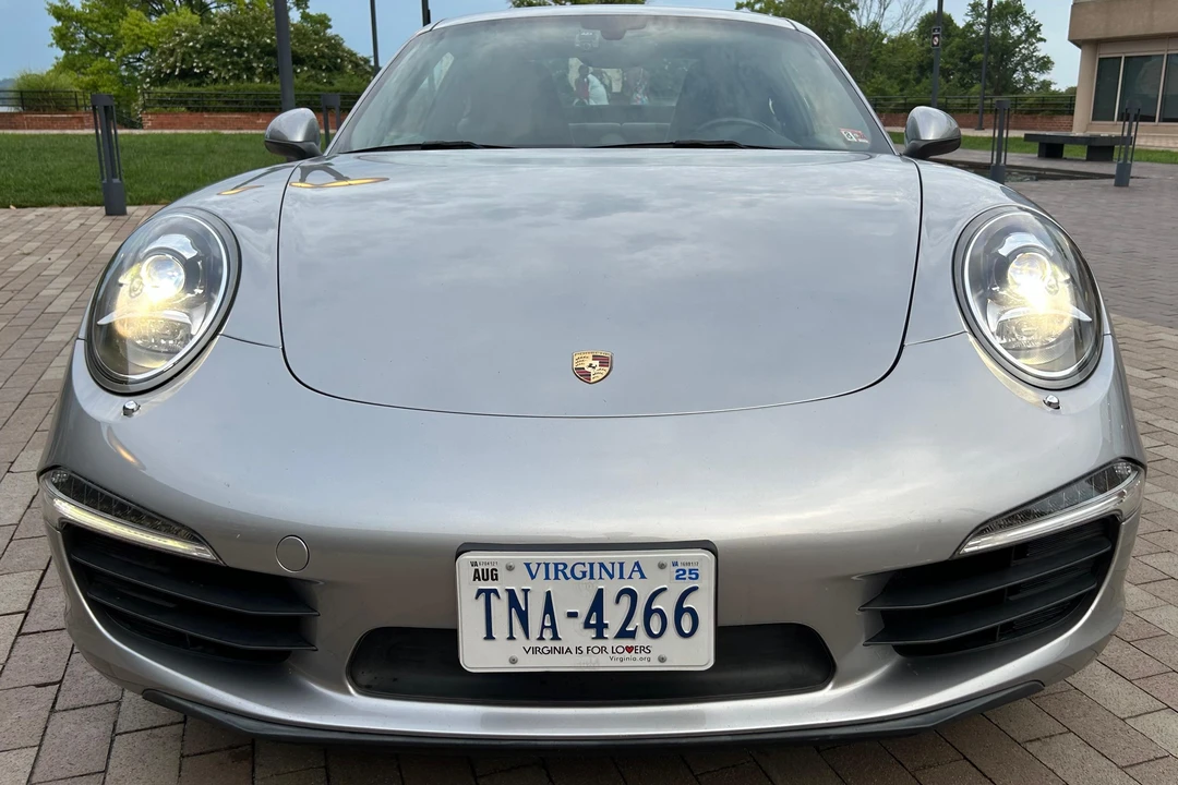 2012 Porsche 991 Carrera - Image 7 of 31