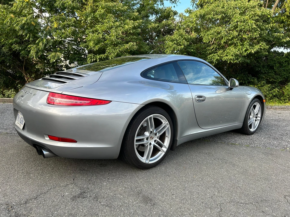 2012 Porsche 991 Carrera - Image 19 of 31
