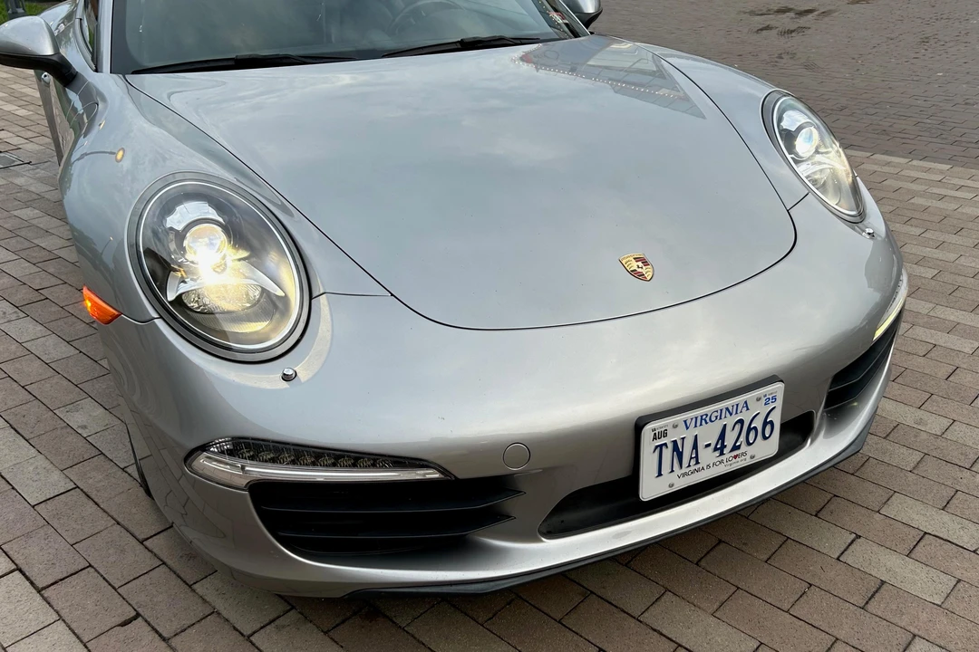 2012 Porsche 991 Carrera - Image 27 of 31