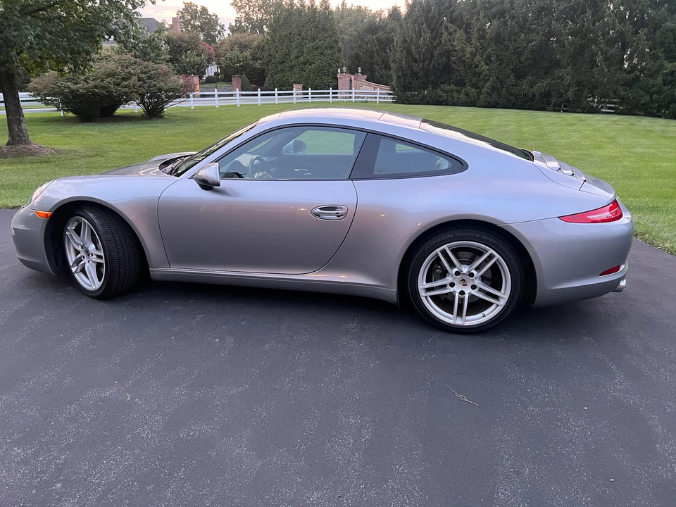 2012 Porsche 991 Carrera - Image 23 of 31