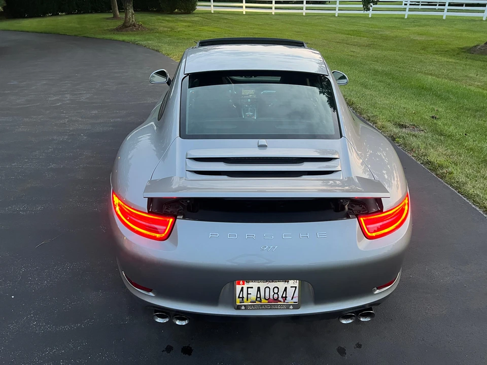 2012 Porsche 991 Carrera - Image 30 of 31