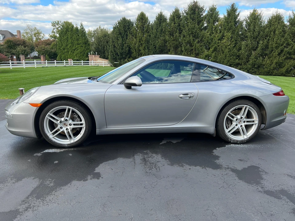 2012 Porsche 991 Carrera - Image 22 of 31