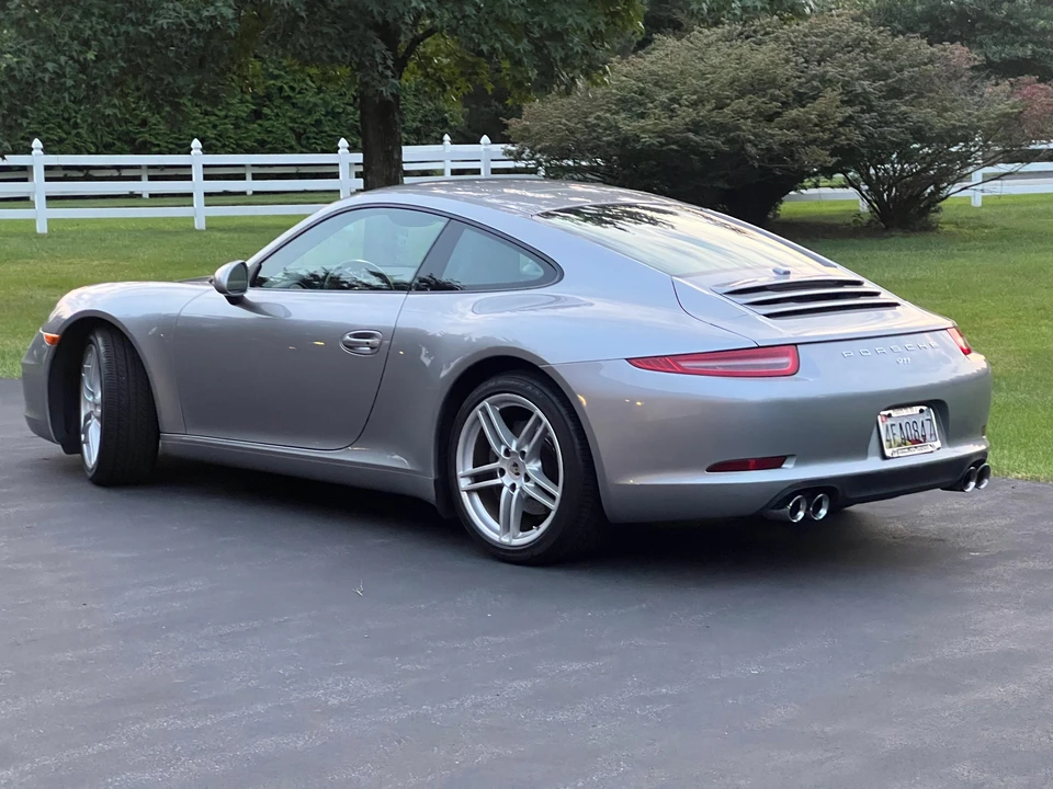 2012 Porsche 991 Carrera - Image 26 of 31