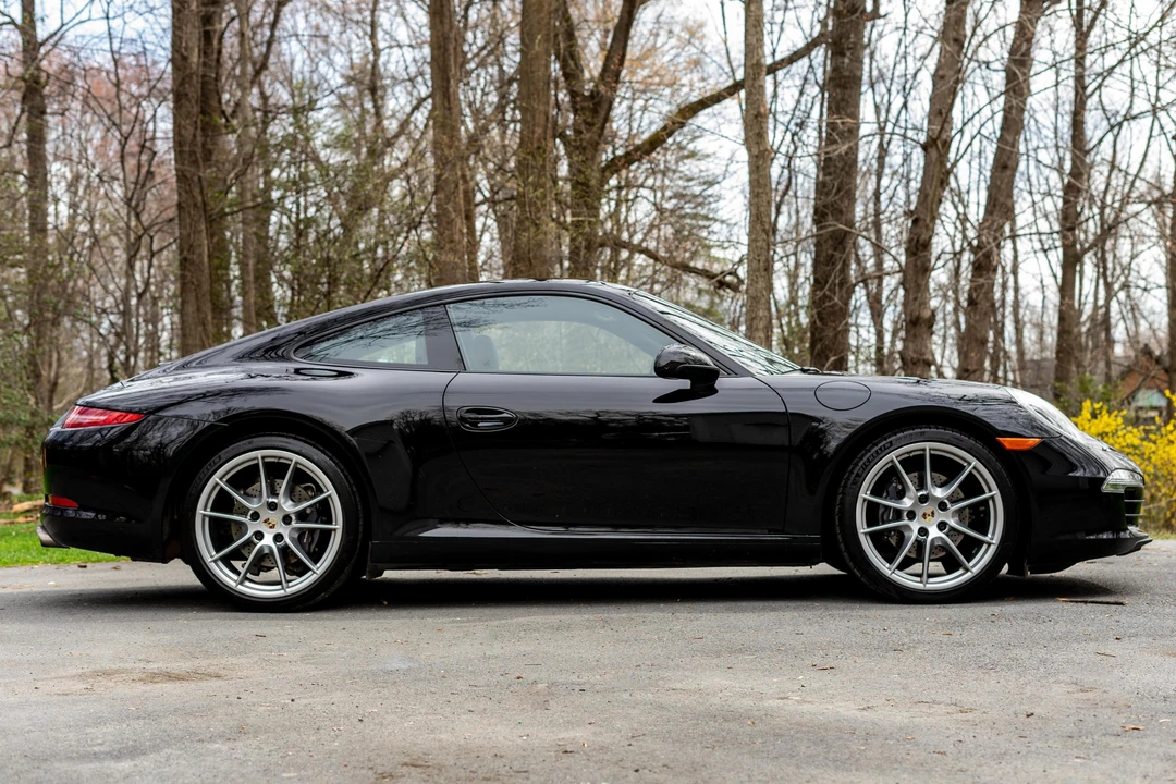 2012 Porsche 991 Carrera - Image 9 of 31