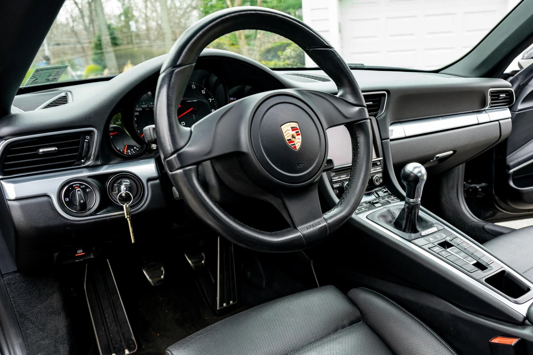 2012 Porsche 991 Carrera - Image 16 of 31