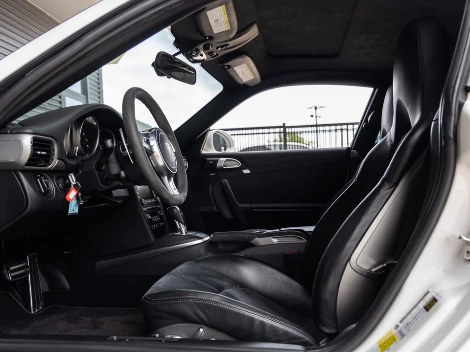 2012 Porsche 997 Carrera GTS - Image 27 of 31