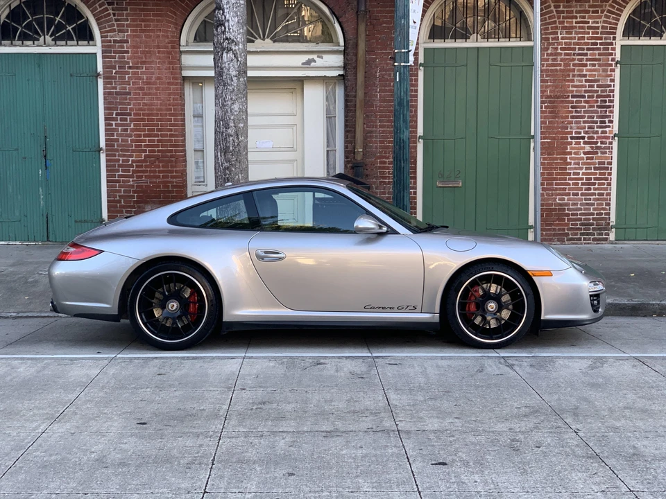 2012 Porsche 997 Carrera - Image 29 of 31