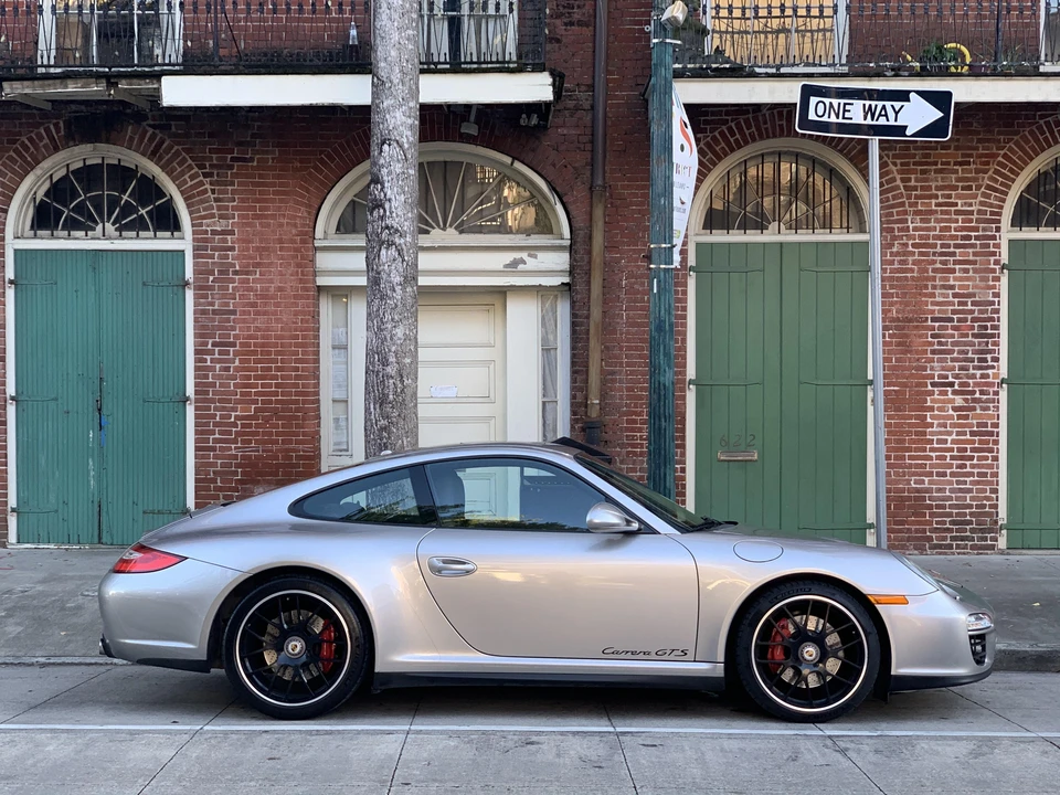 2012 Porsche 997 Carrera - Image 30 of 31