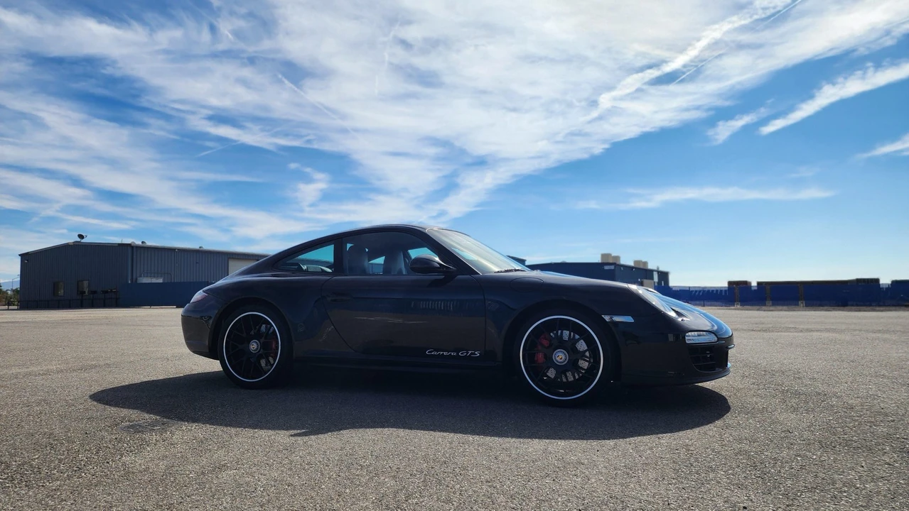 2012 Porsche 997 Carrera GTS - Image 17 of 31