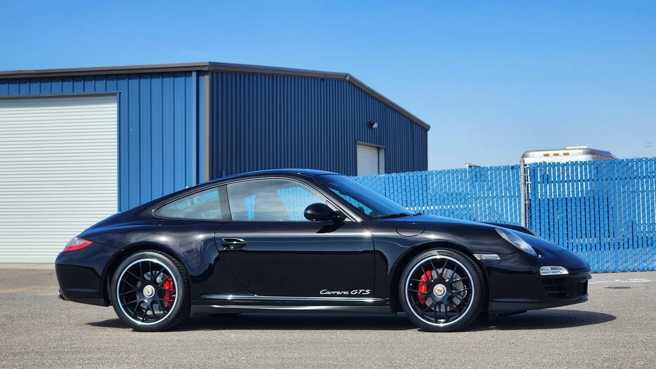 2012 Porsche 997 Carrera GTS - Image 16 of 31