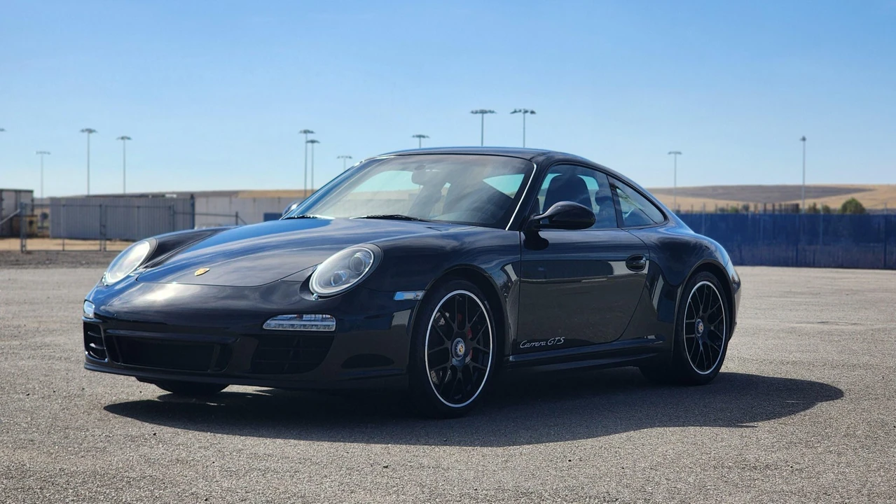 2012 Porsche 997 Carrera GTS - Image 2 of 31