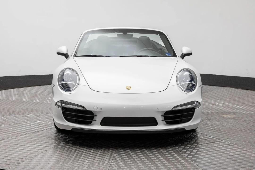 2012 Porsche 911 - Image 2 of 31