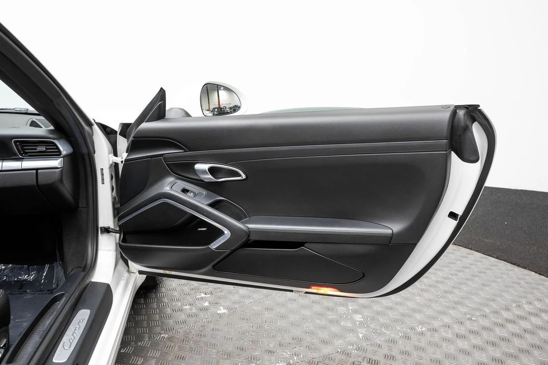2012 Porsche 911 - Image 12 of 31