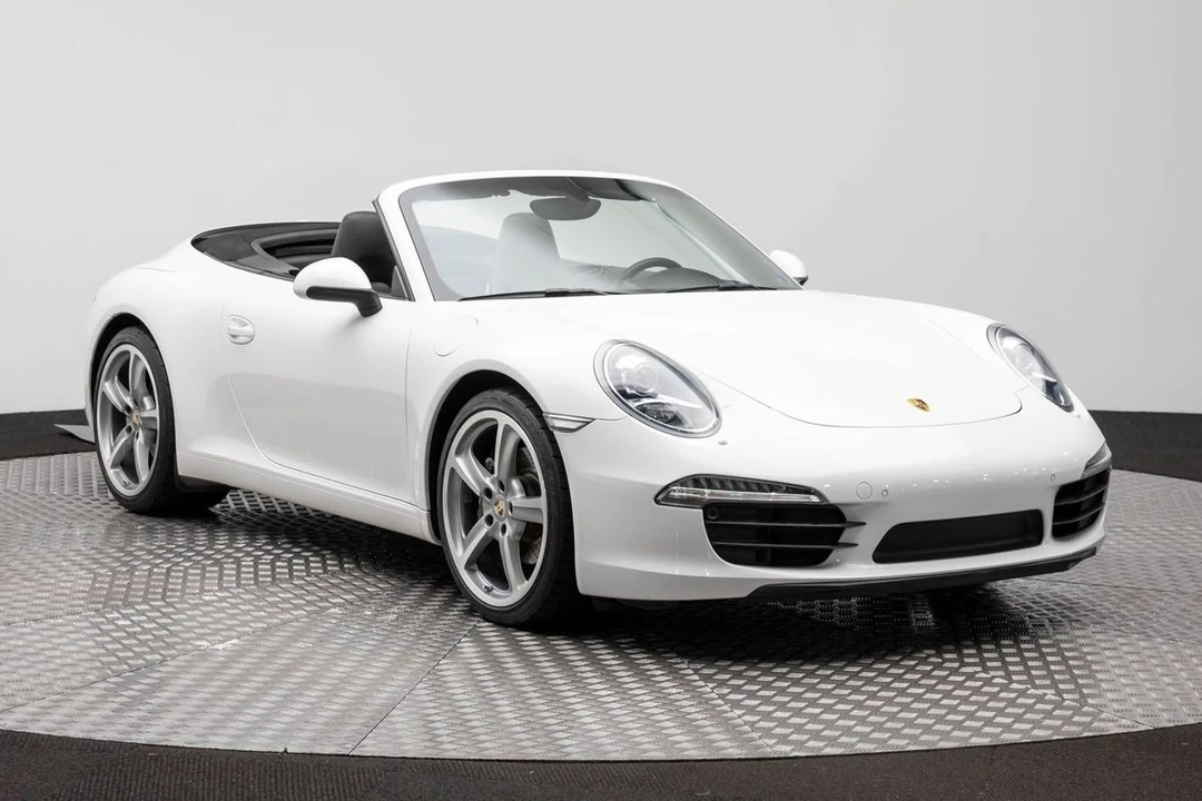 2012 Porsche 911 - Image 3 of 31