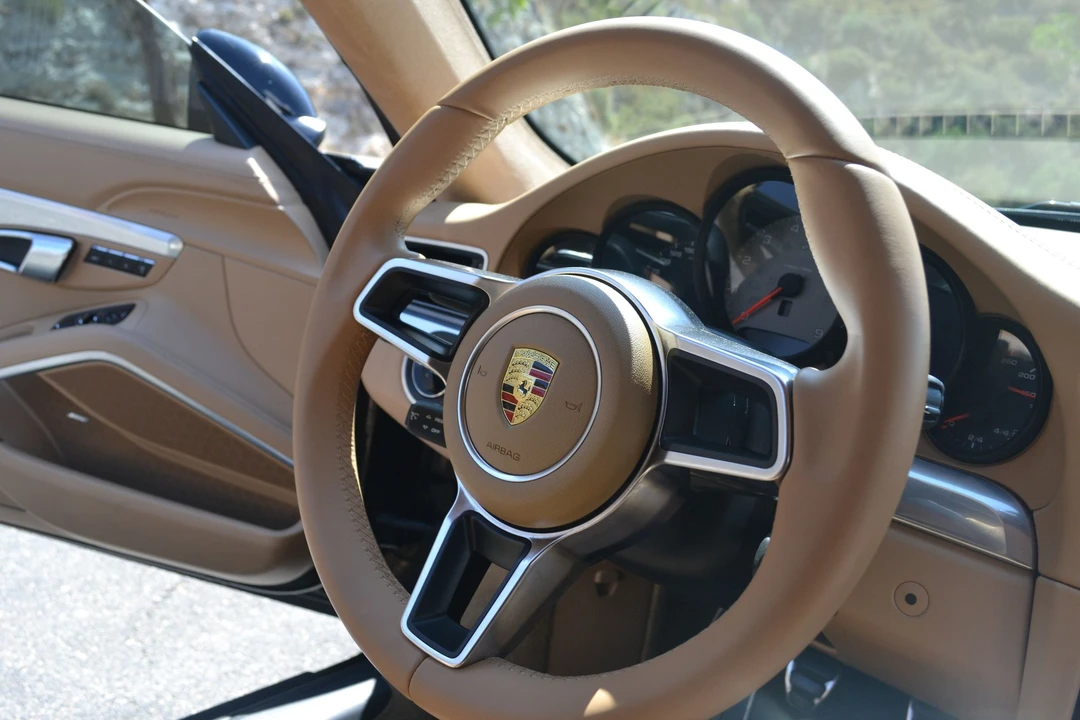 2012 Porsche 991 Carrera S - Image 26 of 31