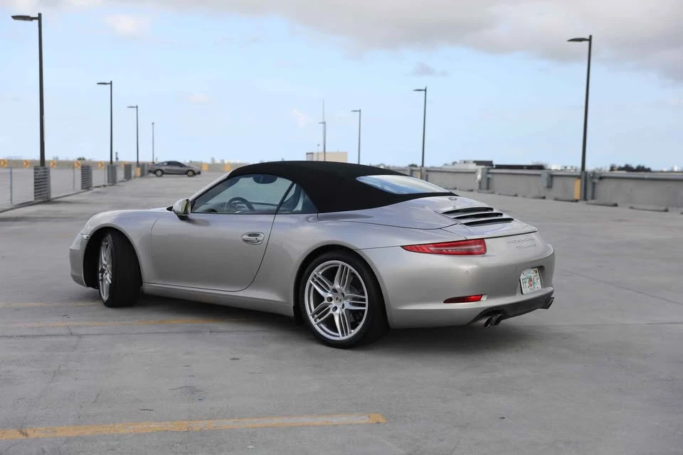 2012 Porsche 991 Carrera S - Image 9 of 17