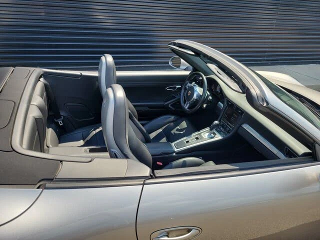 2012 Porsche 991 Carrera S - Image 11 of 31