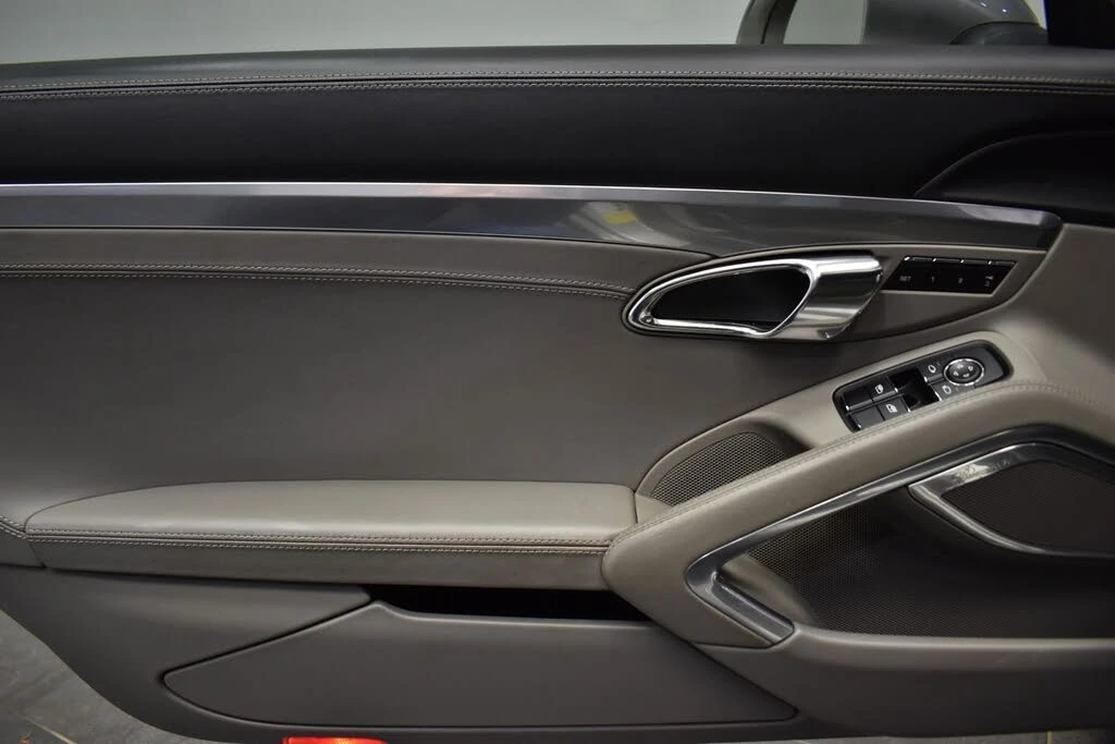2012 Porsche 991 Carrera S - Image 23 of 27
