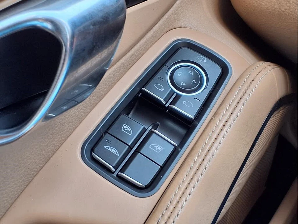 2012 Porsche 991 Carrera S - Image 22 of 25