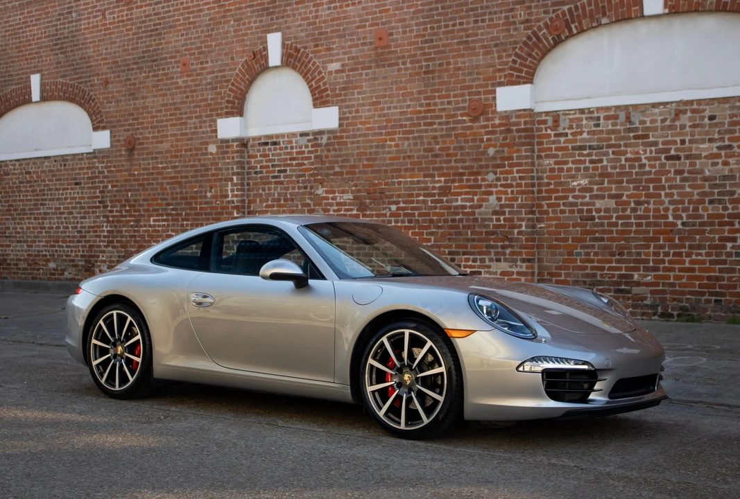 2012 Porsche 991 Carrera S - Image 8 of 31