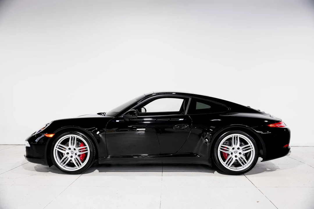 2012 Porsche 911 - Image 7 of 31