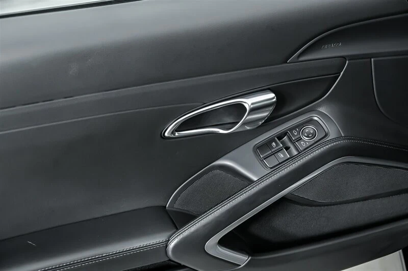 2012 Porsche 991 Carrera S - Image 17 of 21