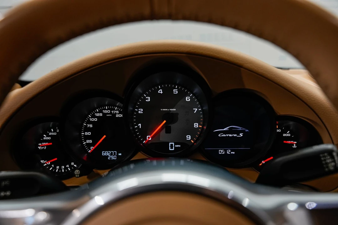 2012 Porsche 911 - Image 11 of 31