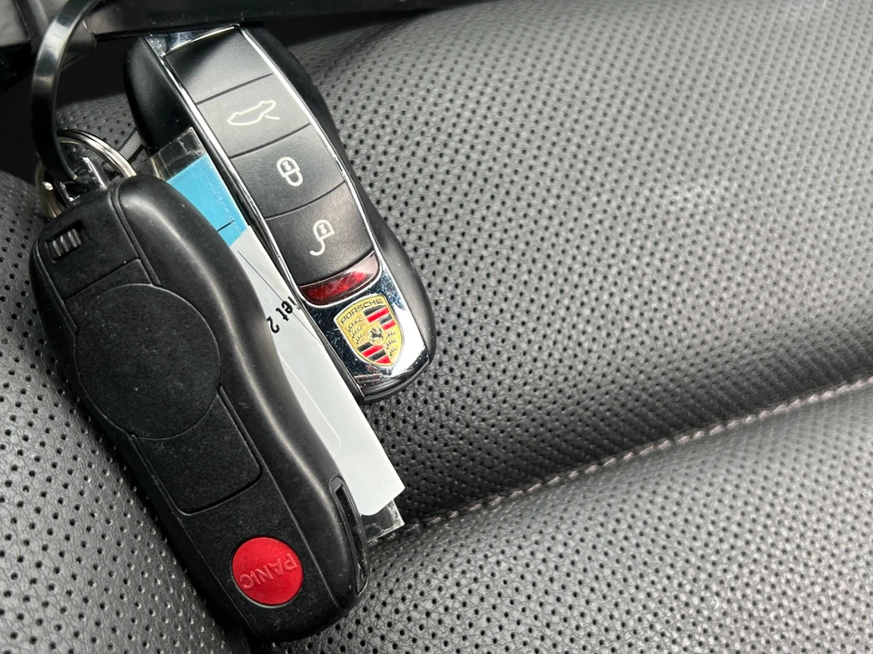 2012 Porsche 911 - Image 3 of 31
