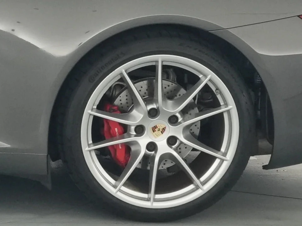 2012 Porsche 911 - Image 16 of 31