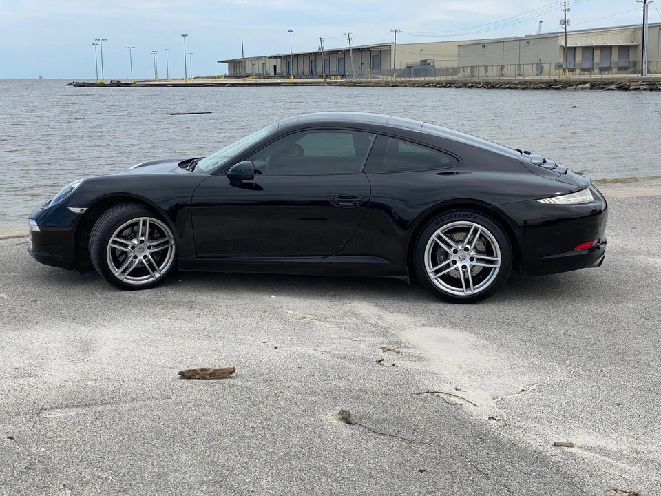 2012 Porsche 991 Carrera - Image 8 of 18