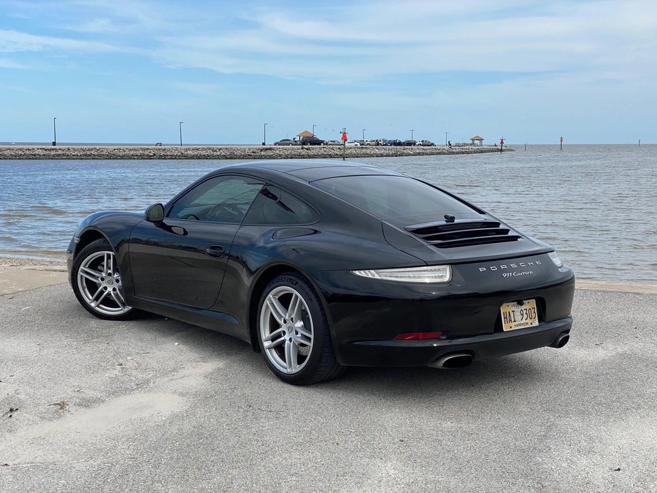 2012 Porsche 991 Carrera - Image 9 of 18