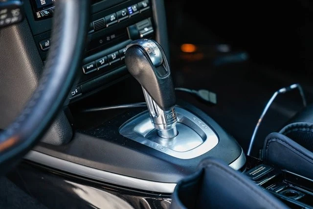 2012 Porsche 911 - Image 19 of 21