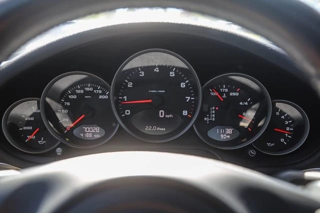 2012 Porsche 997 Carrera - Image 6 of 19