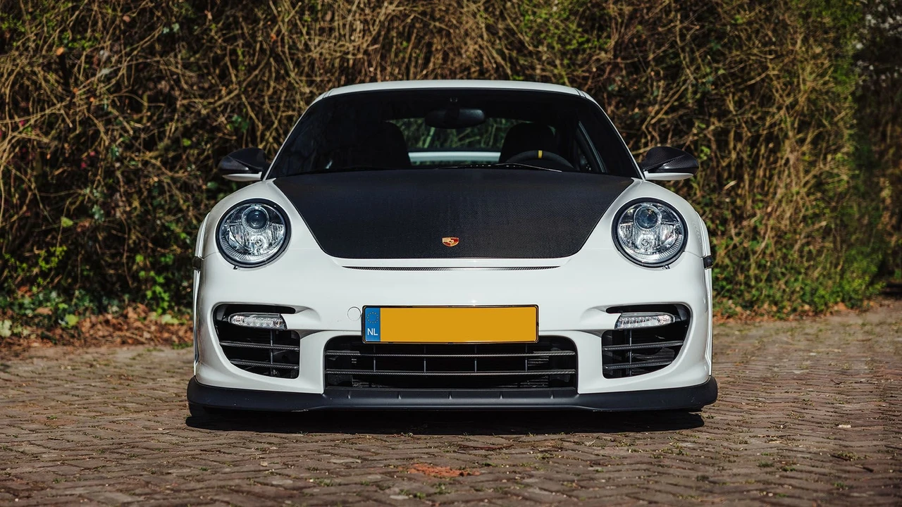 2012 Porsche 997 GT2 RS - Image 3 of 31