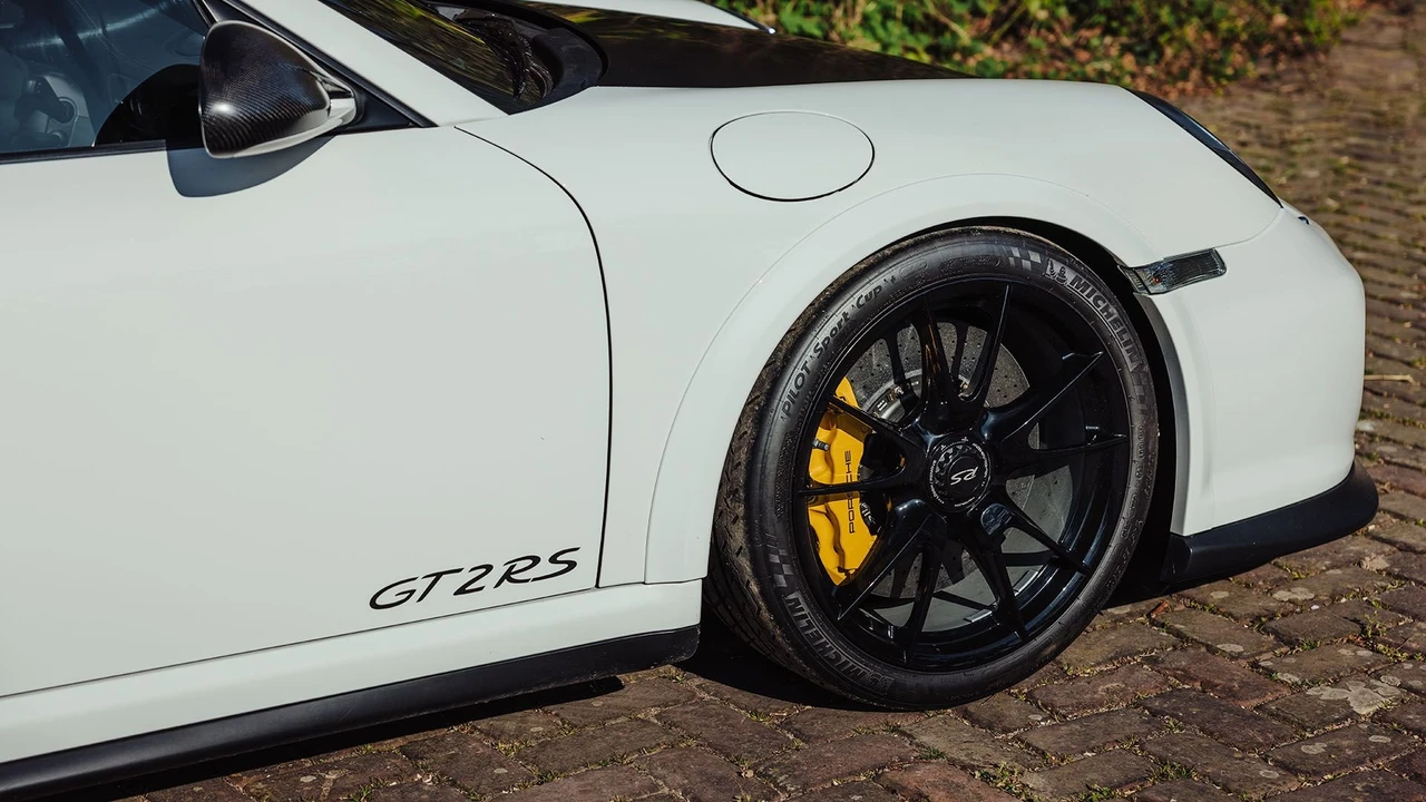 2012 Porsche 997 GT2 RS - Image 27 of 31
