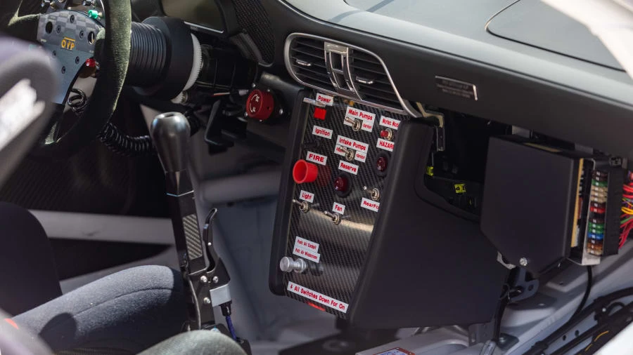 2012 Porsche 911 - Image 11 of 26
