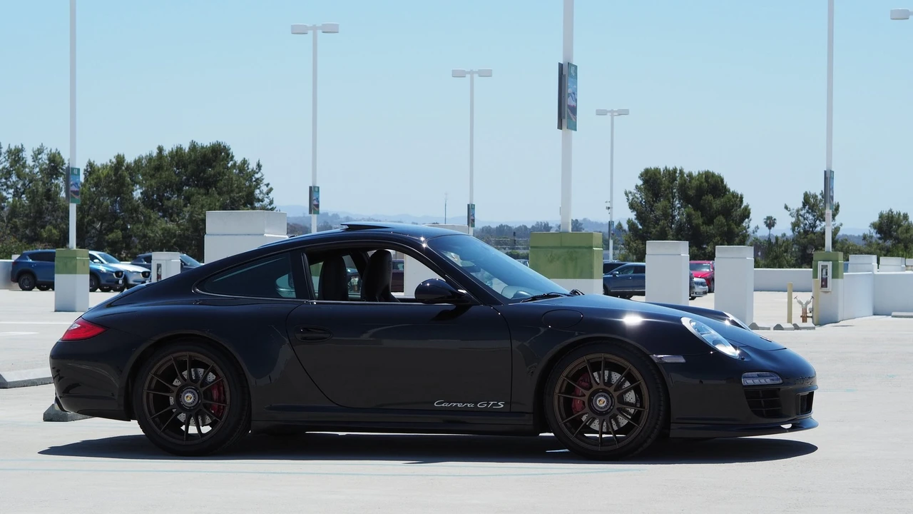 2012 Porsche 997 Carrera GTS - Image 4 of 23