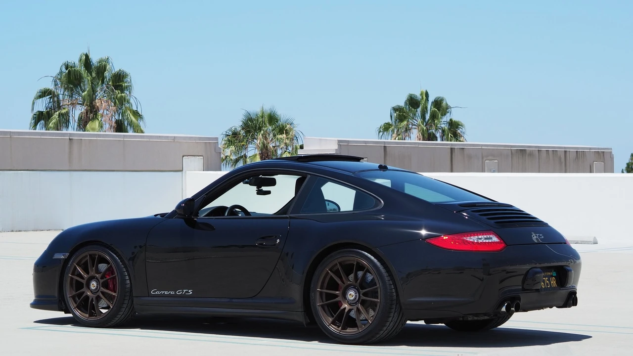 2012 Porsche 997 Carrera GTS - Image 7 of 23