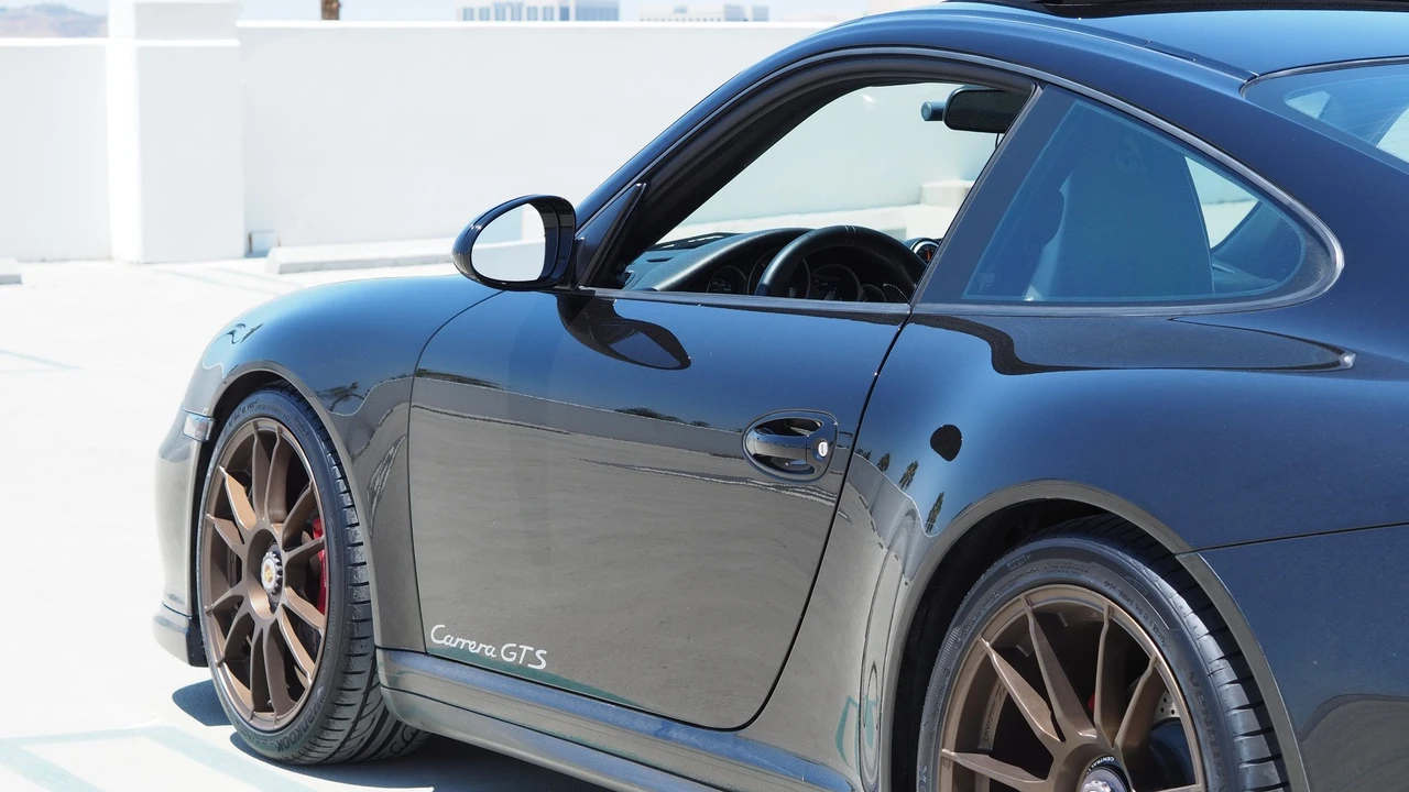 2012 Porsche 997 Carrera GTS - Image 9 of 23